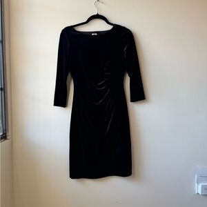 Anne Klein Elegant Black Velvet Dress